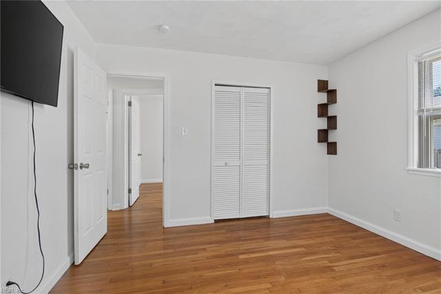 225 Castlewood RD, Portsmouth, VA 23702