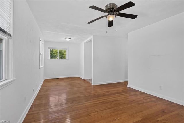225 Castlewood RD, Portsmouth, VA 23702