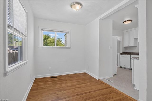 225 Castlewood RD, Portsmouth, VA 23702