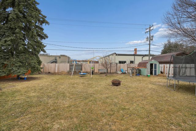 2921 12th Street S, Fargo, ND 58103