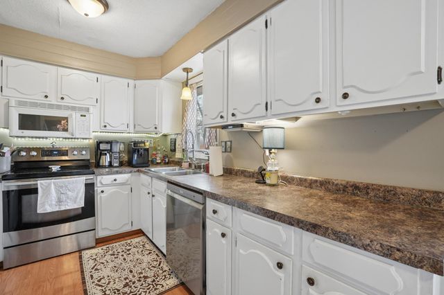 2921 12th Street S, Fargo, ND 58103