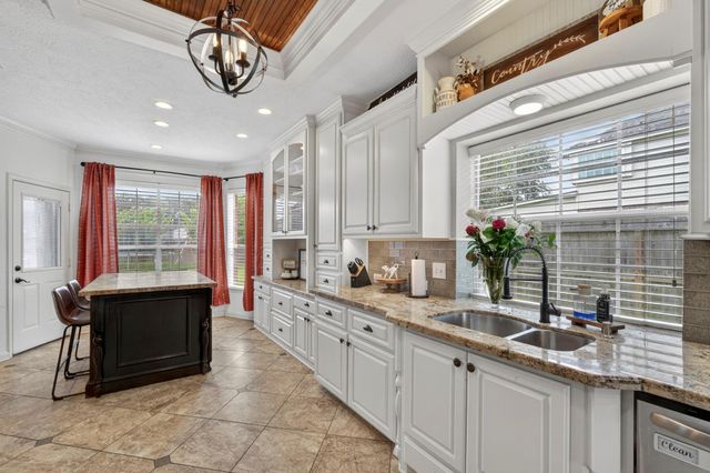 1306 Wynfield Drive, Deer Park, TX 77536