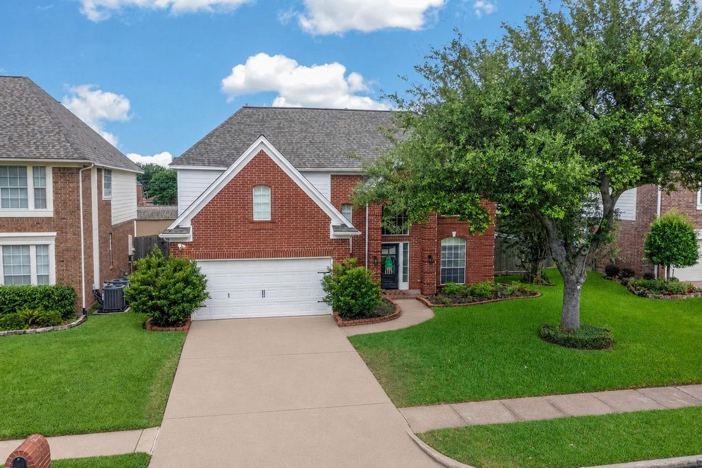 1306 Wynfield Drive, Deer Park, TX 77536