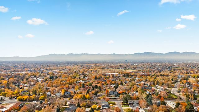 4350 S ALBRIGHT DR, Holladay, UT 84124