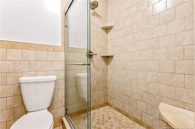 6837 Woodmark Drive, Fayetteville, NC 28314