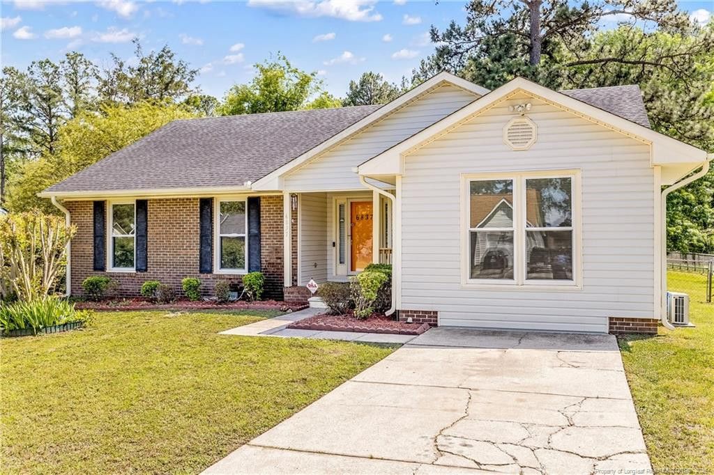 6837 Woodmark Drive, Fayetteville, NC 28314