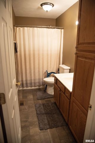 1602 Carmie Lane, Marion, IL 62959