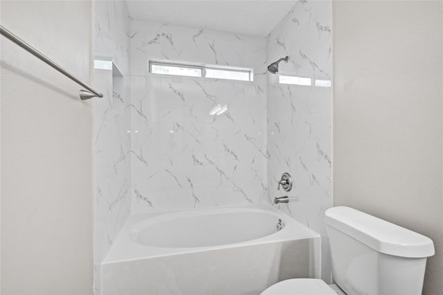 10818 Elgar Lane, Tomball, TX 77375