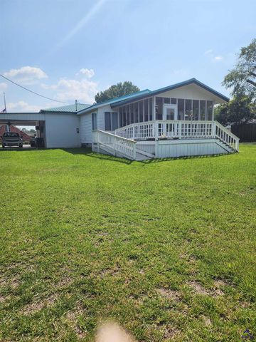 121 Bowman Drive, Cochran, GA 31014