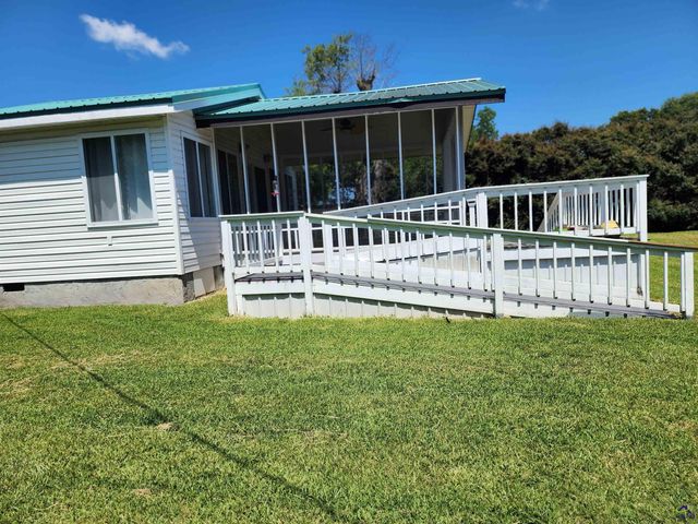 121 Bowman Drive, Cochran, GA 31014