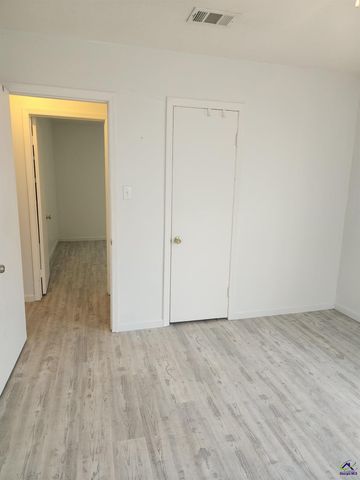 121 Bowman Drive, Cochran, GA 31014