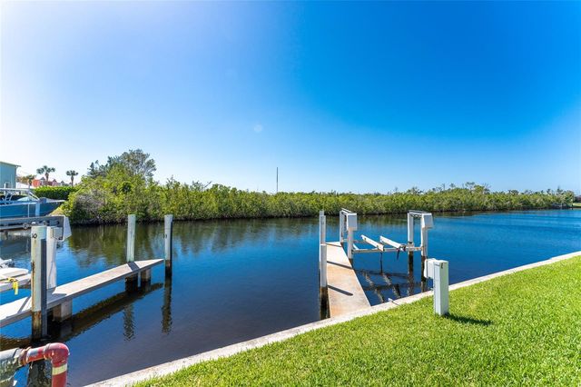 3311 PURPLE MARTIN DRIVE 126, Punta Gorda, FL 33950