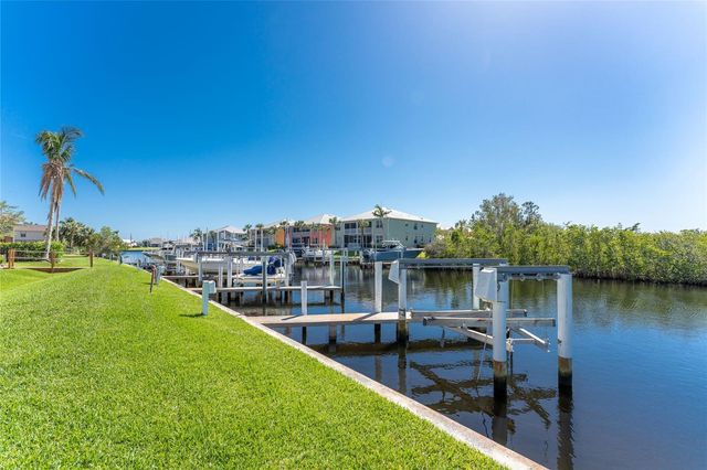 3311 PURPLE MARTIN DRIVE 126, Punta Gorda, FL 33950