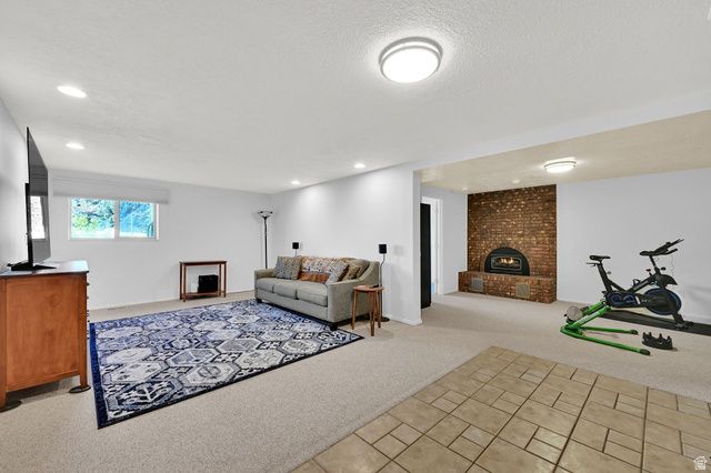 2947 N 1250 E, North Ogden, UT 84414