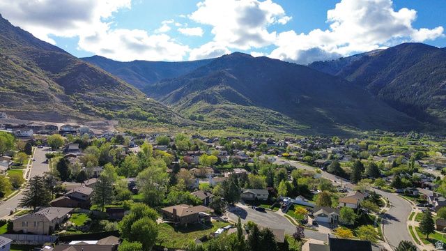 2947 N 1250 E, North Ogden, UT 84414