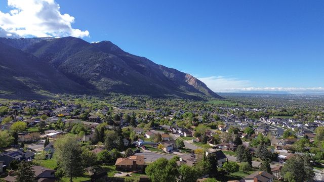 2947 N 1250 E, North Ogden, UT 84414