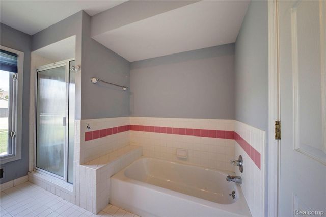 15756 Lamont Drive, Macomb Township, MI 48042