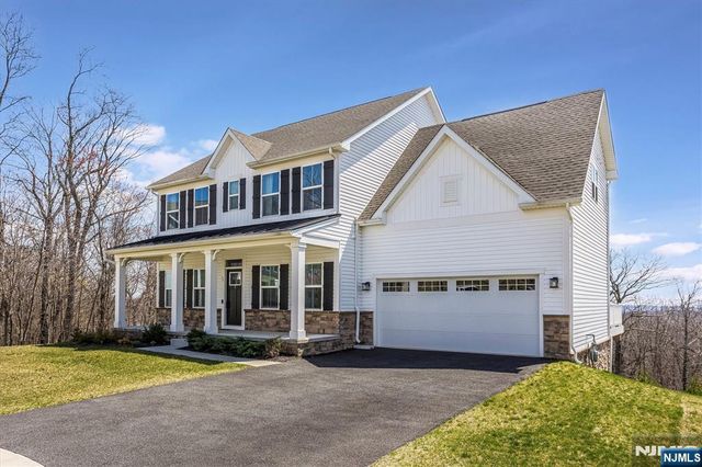 37 Esposito Lane, Roxbury Township, NJ 07850