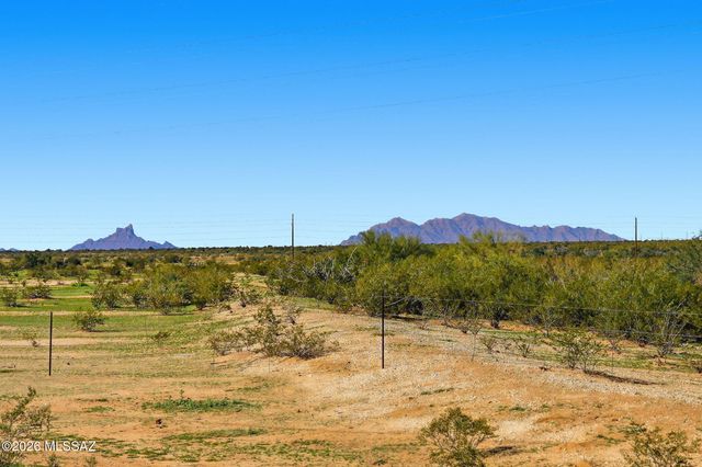 14376 N Bannerstone Court, Marana, AZ 85658