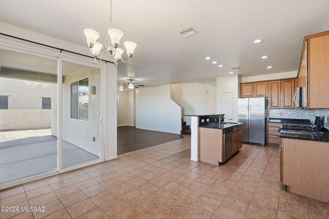 14376 N Bannerstone Court, Marana, AZ 85658
