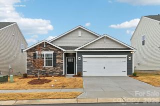 283 Mary Locke Way, Statesville, NC 28677