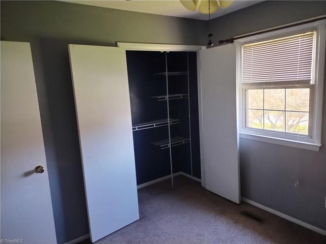 113 Merrydale Court, King, NC 27021