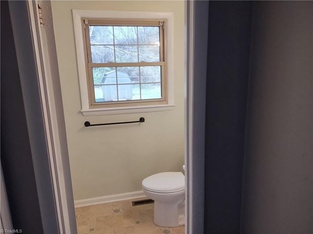 113 Merrydale Court, King, NC 27021