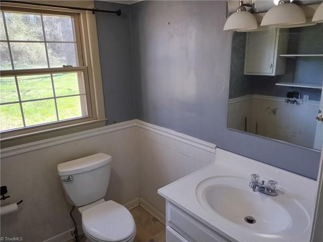 113 Merrydale Court, King, NC 27021