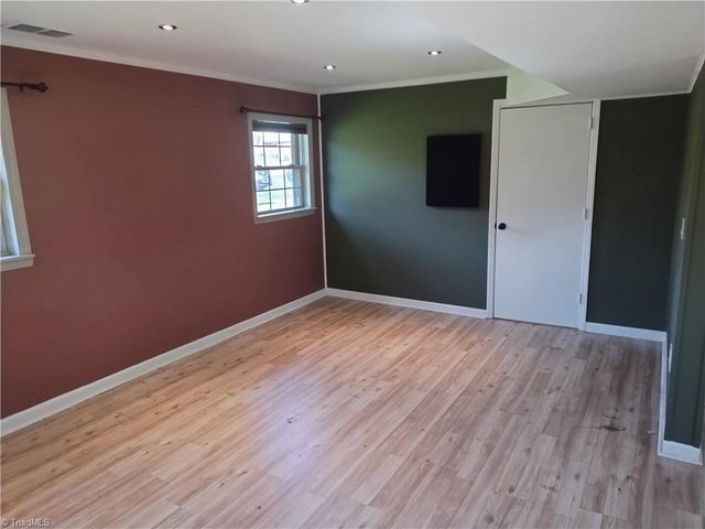 113 Merrydale Court, King, NC 27021