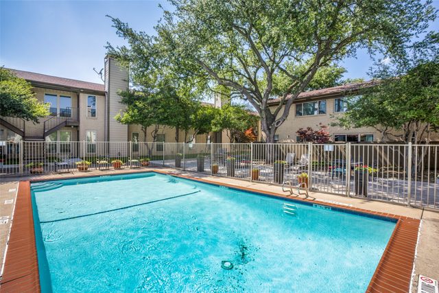 10650 Steppington Drive 212, Dallas, TX 75230