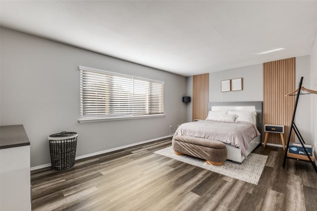 10650 Steppington Drive 212, Dallas, TX 75230