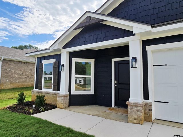 1103 Park Meadows Dr., Whitehouse, TX 75791