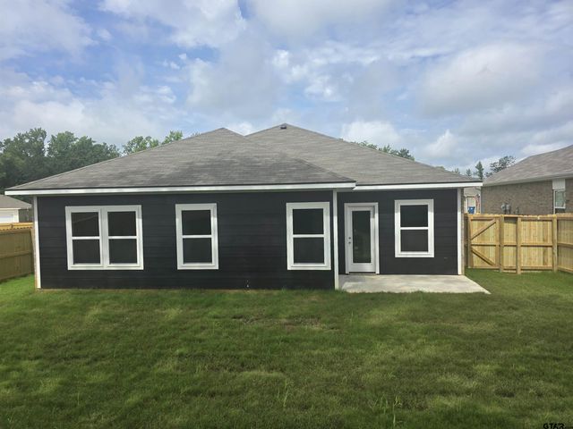 1103 Park Meadows Dr., Whitehouse, TX 75791