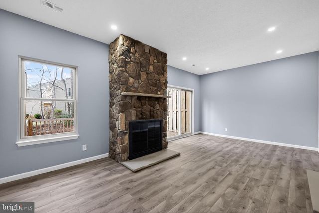 14 REGENT CT, Medford, NJ 08055