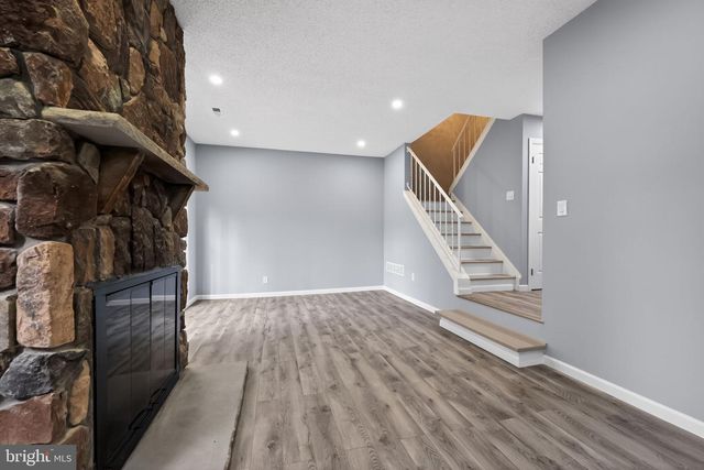 14 REGENT CT, Medford, NJ 08055