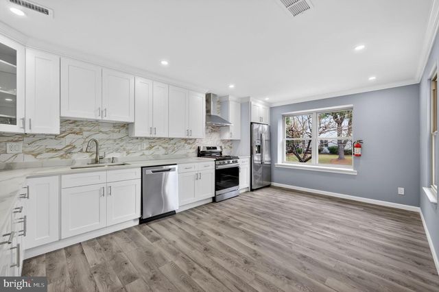 14 REGENT CT, Medford, NJ 08055