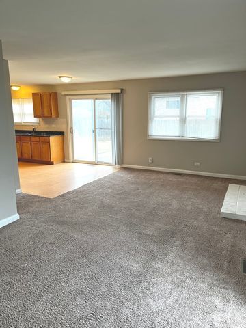 156 Cloverleaf Road, Matteson, IL 60443