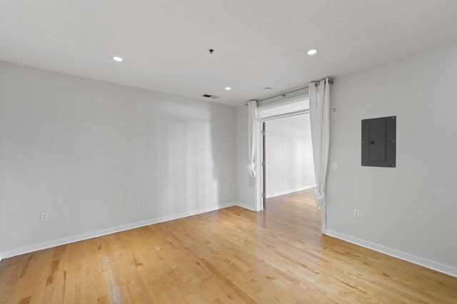 3104 W Lake Street 104, Minneapolis, MN 55416