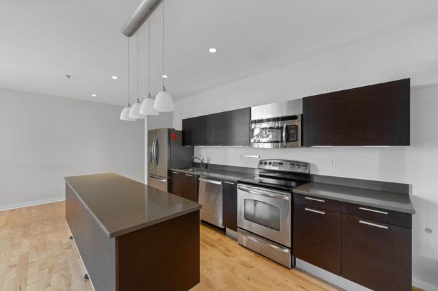 3104 W Lake Street 104, Minneapolis, MN 55416