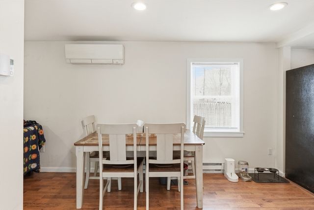 57 Davenport St, Springfield, MA 01119