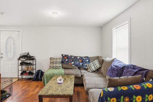 57 Davenport St, Springfield, MA 01119