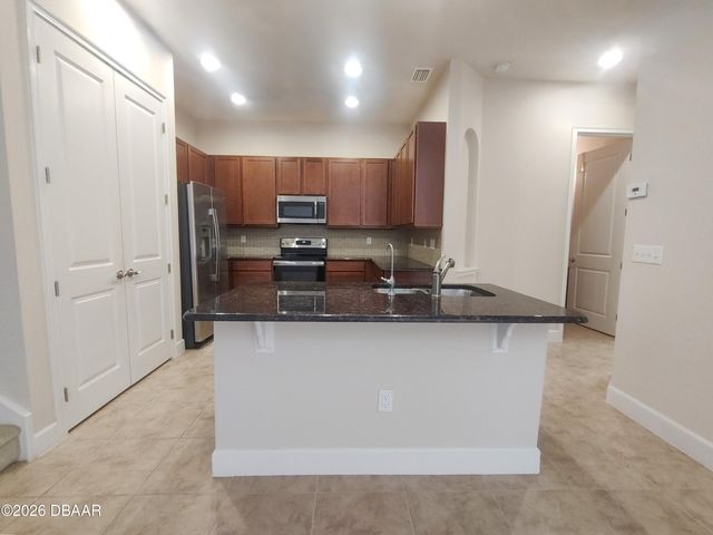 727 Aldenham Lane, Ormond Beach, FL 32174