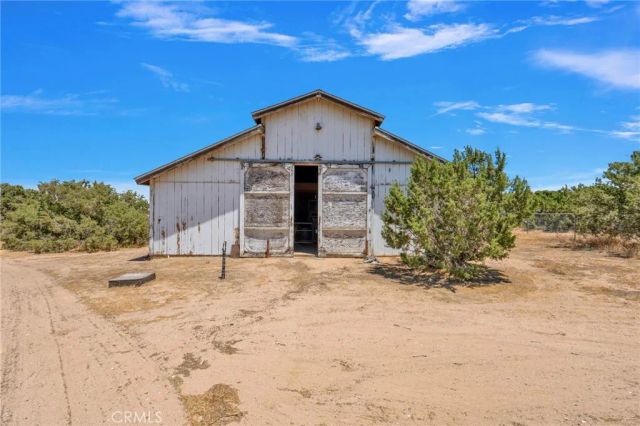 8172 Coyote, Hesperia, CA 92344