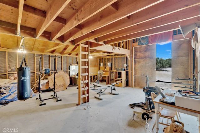8172 Coyote, Hesperia, CA 92344