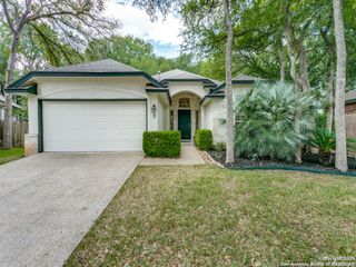 5 Dallari Ct, San Antonio, TX 78216