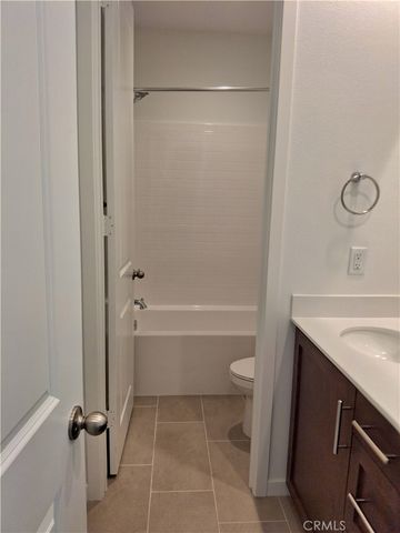 31329 MINERS RIDGE Loop, Winchester, CA 92596