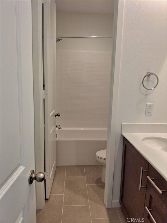 Image 13 of property listing at 31329 MINERS RIDGE Loop, Winchester, CA 92596