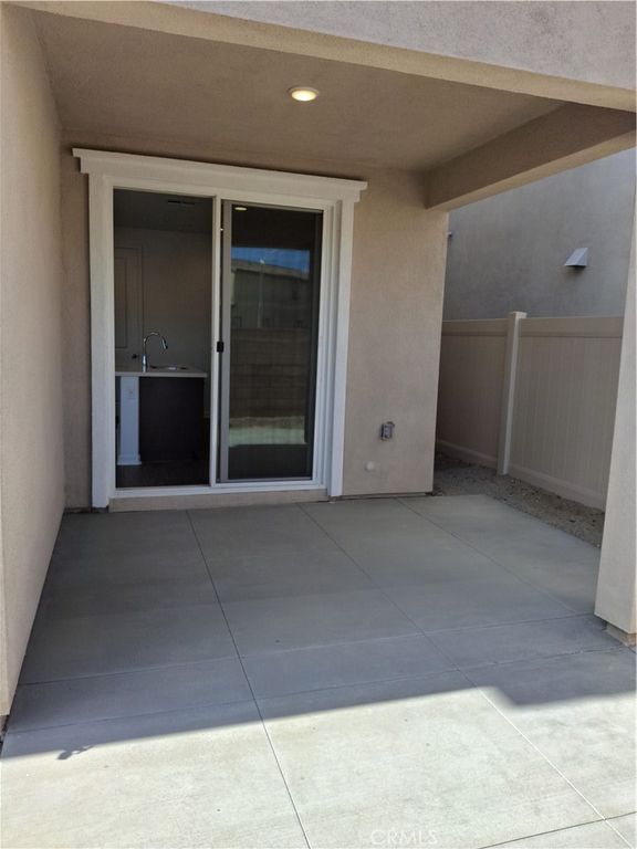 Image 6 of property listing at 31329 MINERS RIDGE Loop, Winchester, CA 92596