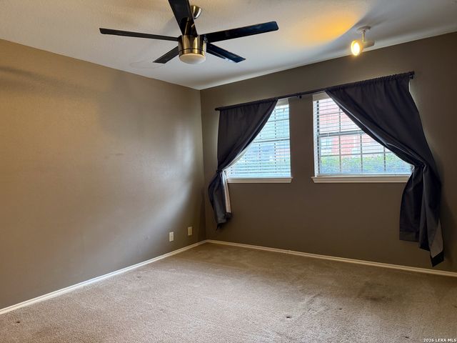 7930 Roanoke Run Apt 1103, San Antonio, TX 78240