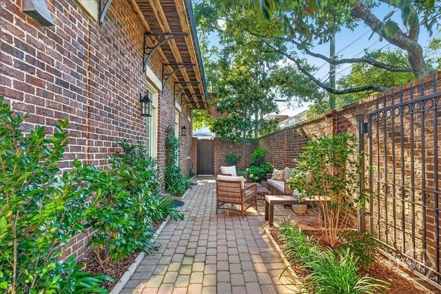 462 Montgomery Street, Savannah, GA 31401